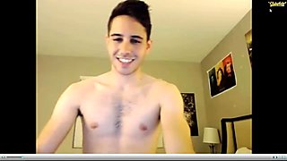 Hung_Dude_19 on Chaturbate (handsome, hot, cum & hairy ass)