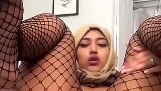Paki ren hijabi fingring henne rompe