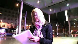 PublicAgent Blonde fucks stranger at home